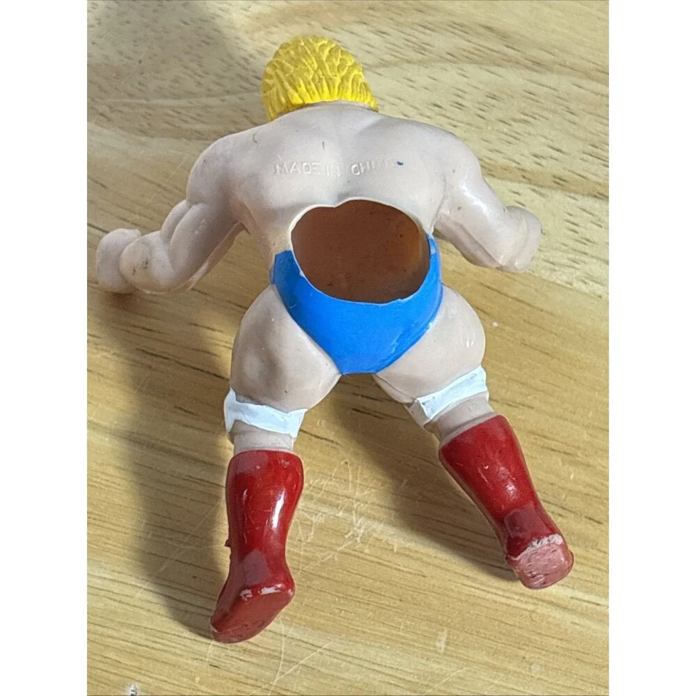 Lot Of 2 KO THUMB WRESTLER Action Figure Hogan 1980s Vintage Wrestling Figures
